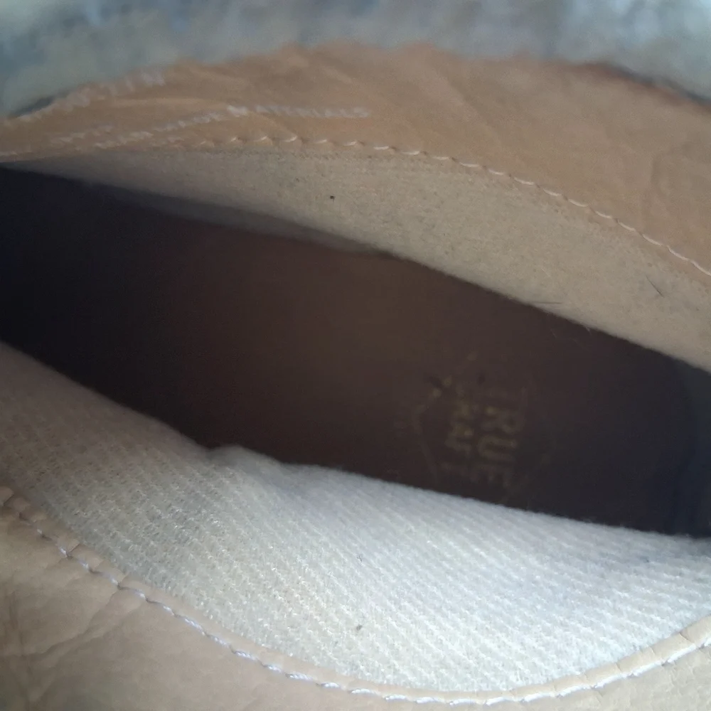True Craft Booties Size 8 - Picture 6 of 7